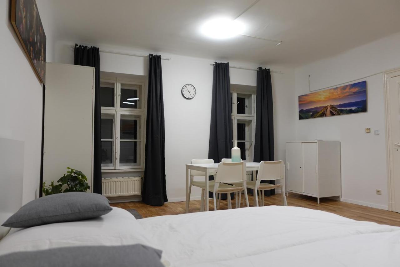Comfortable Apartment In Central Wina Bagian luar foto